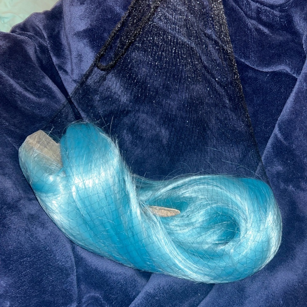 Cyan Blue Synthetic Wig 🩵
